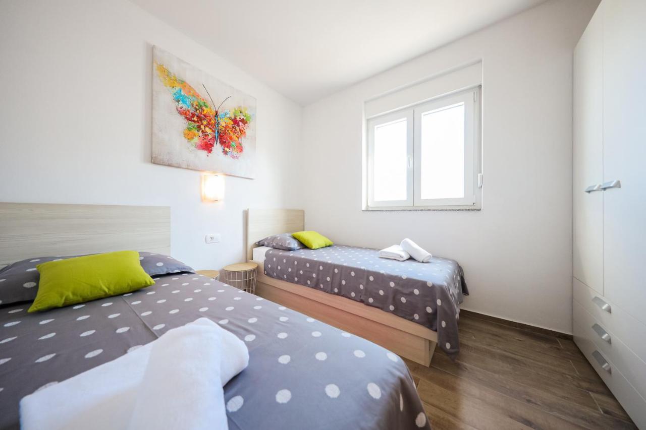 1oak rentals Vir Extérieur photo